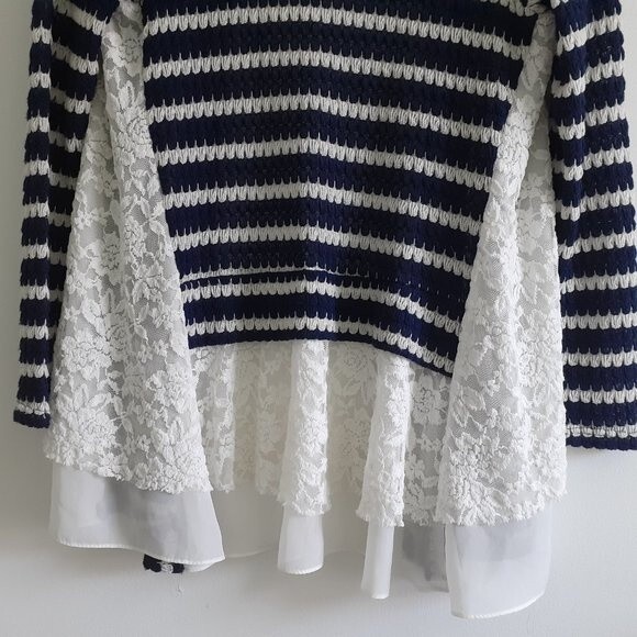 Signature Studio Open Front Striped Cardigan Contrasting White Floral Lace  S - Picture 5 of 7